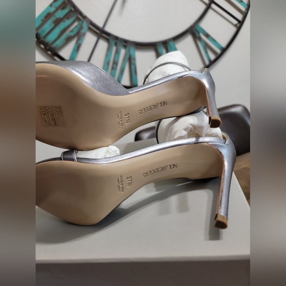 Neil J. Rodgers Sandals Silver - Picture 4 of 5